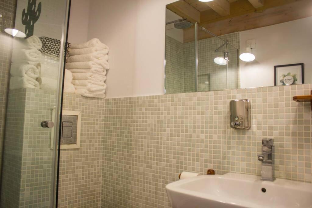 Tu Hogar En El Camino. Centro. Vut. Wifi Apartment Burgos